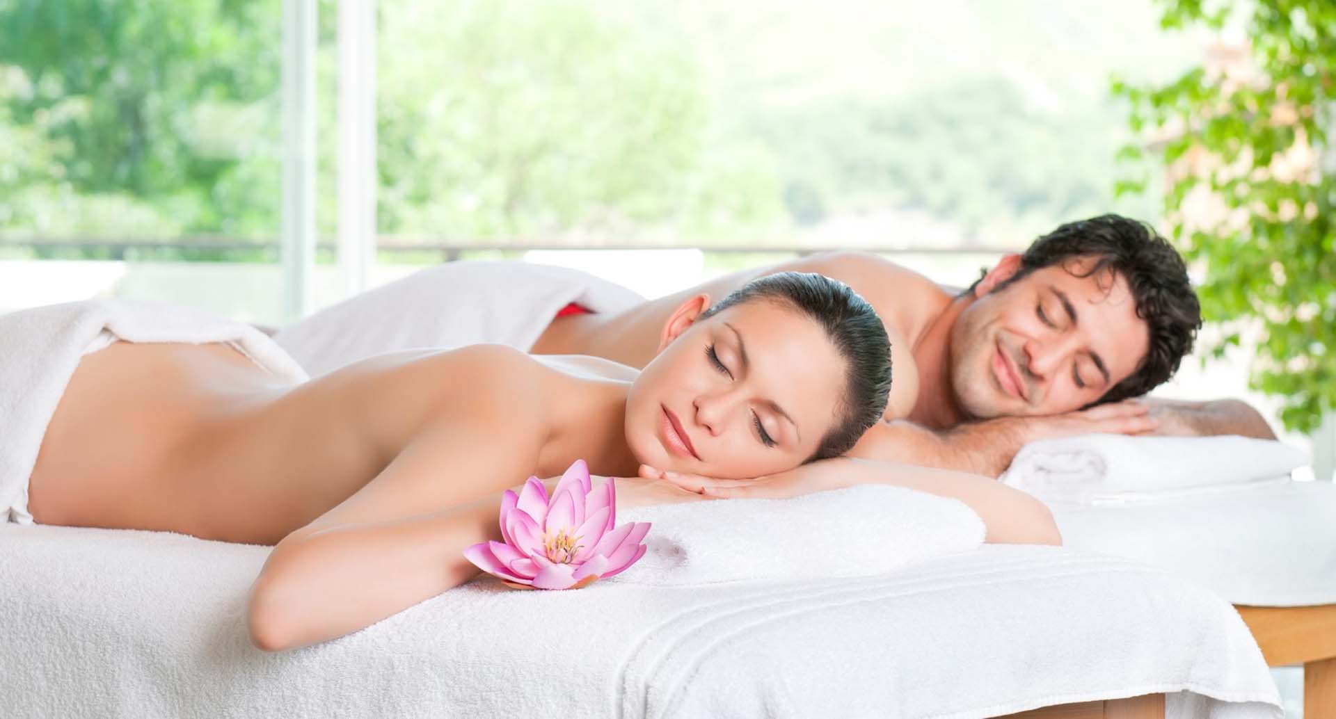 Couples Massage, Best Couples Massage, Top Couples Massage, Couples Massage Services
